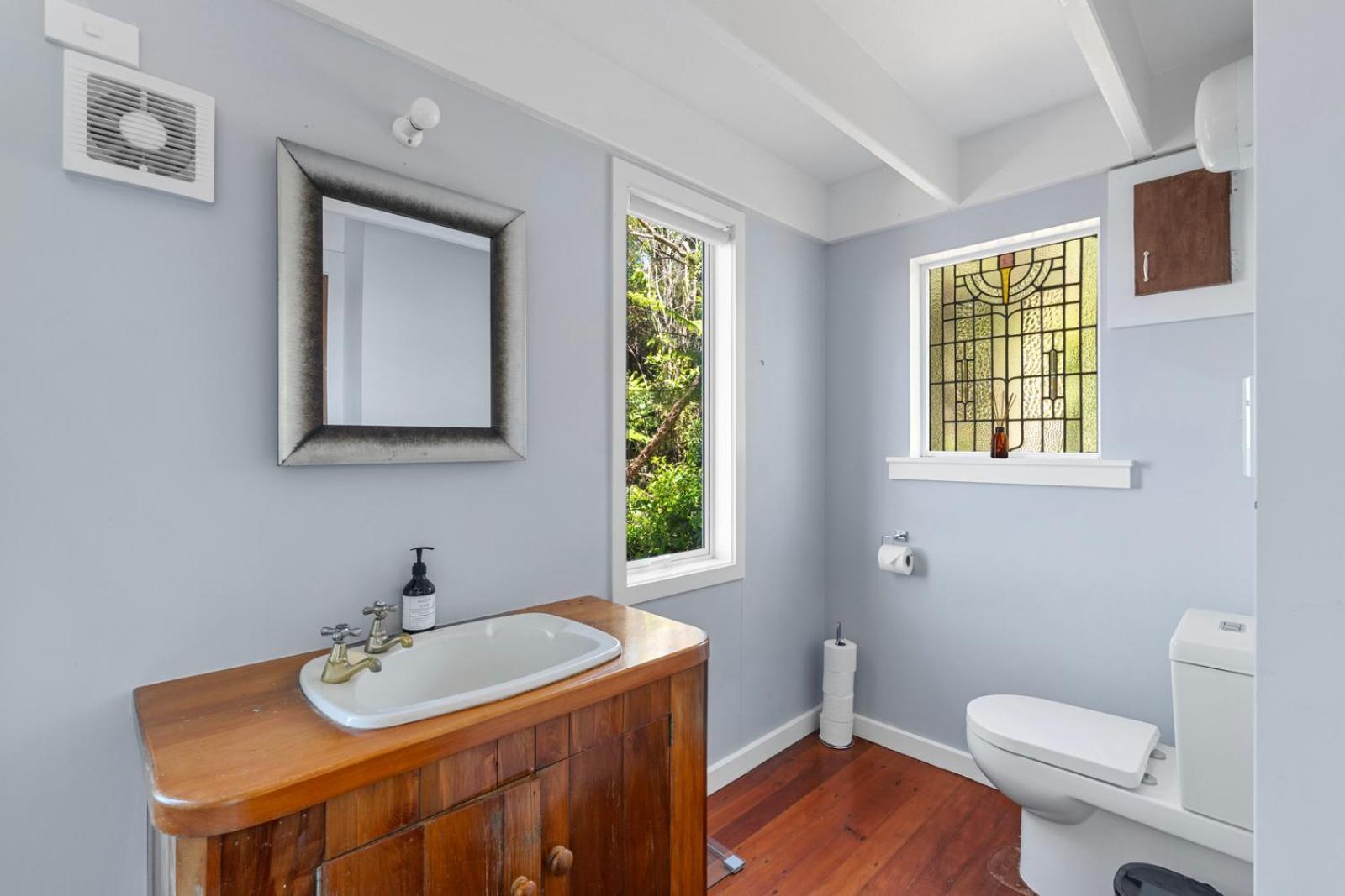 Piha - City Escape, Piha Holiday Home 외부 사진