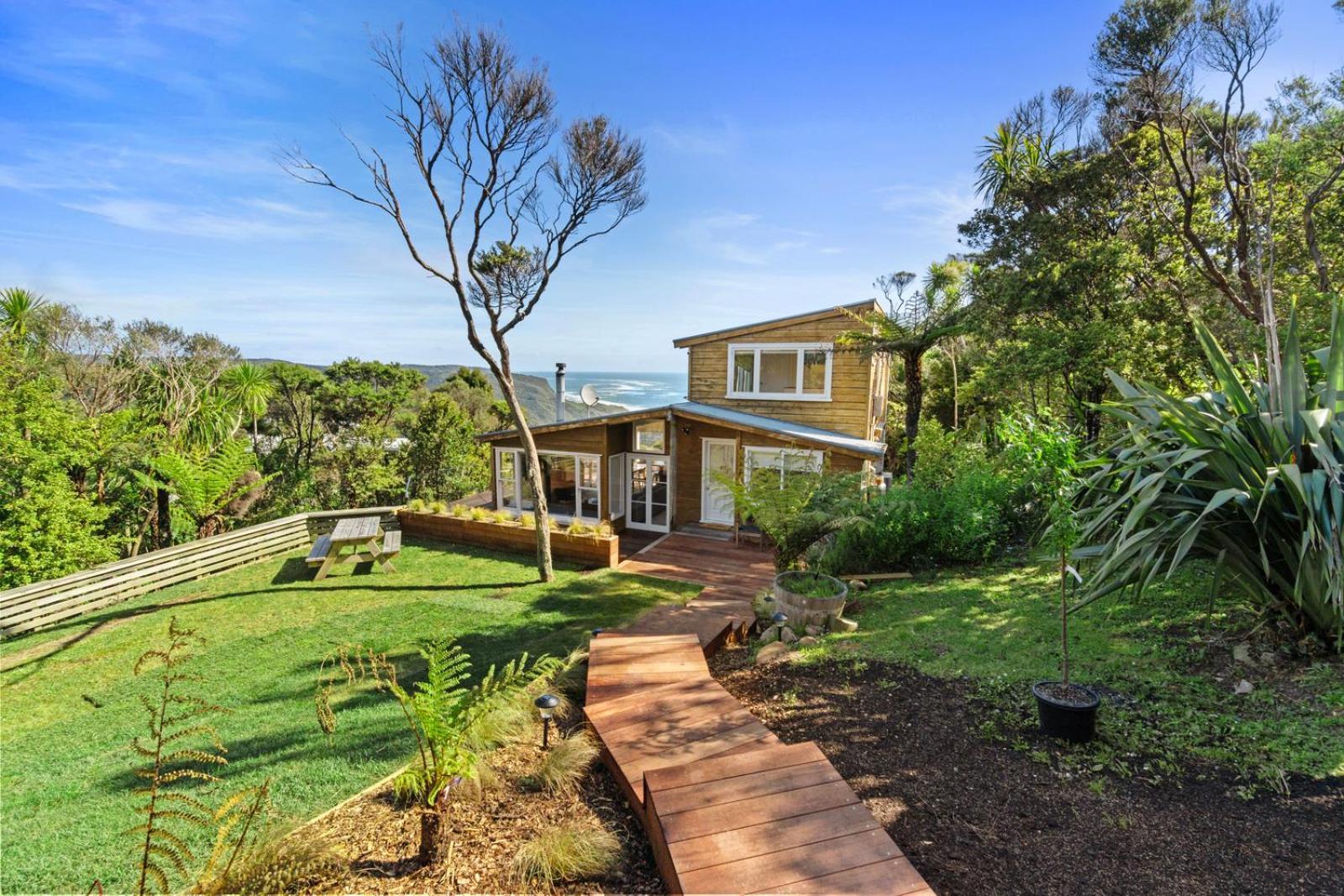 Piha - City Escape, Piha Holiday Home 외부 사진